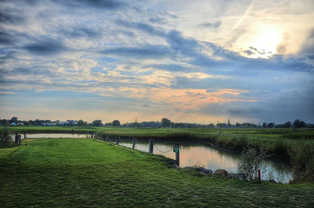 Hotel Golf Jezera Ostrožská Nová Ves Bagian luar foto